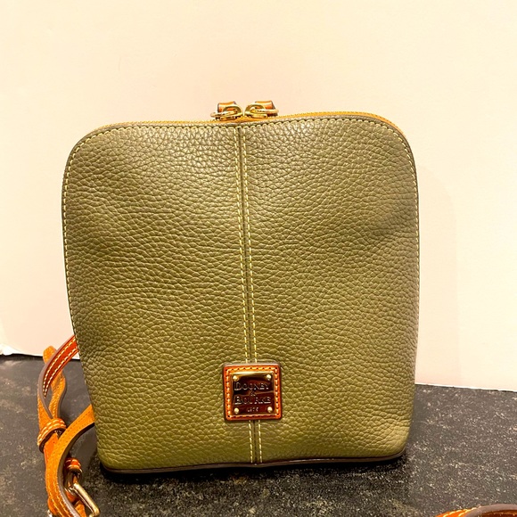 Dooney & Bourke Bags Dooney And Bourke Trixie Crossbody Bag In
